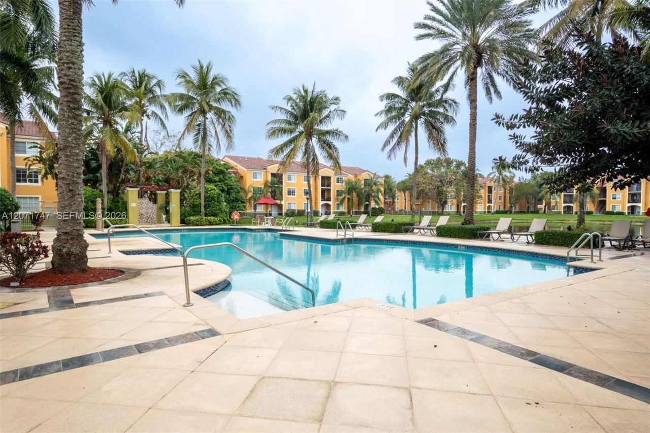 2280 E Preserve Way, Unit 303, Miramar, FL 33025 Photo