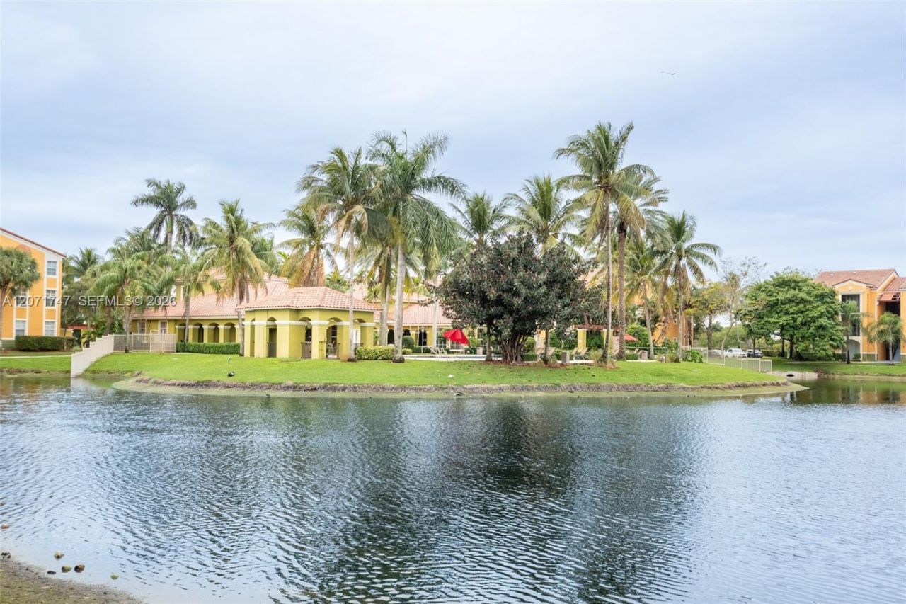 2280 E Preserve Way, Unit 303, Miramar, FL 33025 Photo