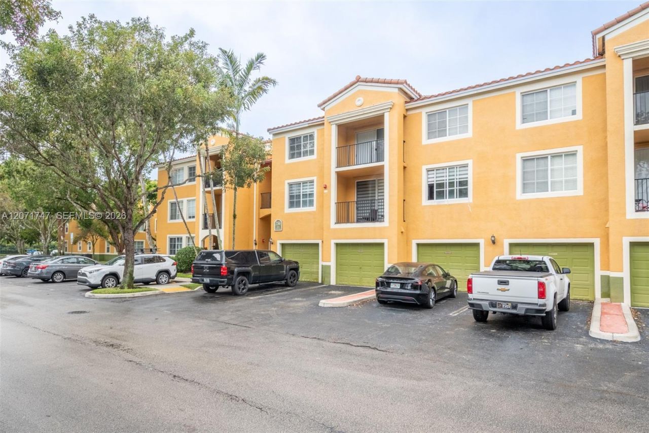 2280 E Preserve Way, Unit 303, Miramar, FL 33025 Photo