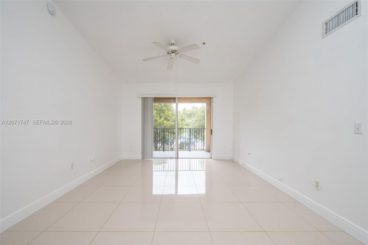 2280 E Preserve Way, Unit 303, Miramar, FL 33025 Photo