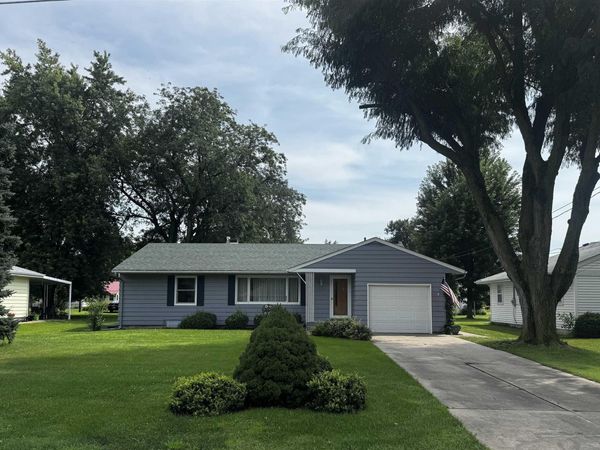 310 E Farrington Street, Agency, IA 52530