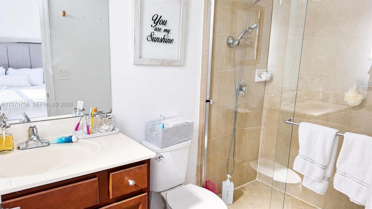 8876 W 35th Way, Hialeah, FL 33018 Photo