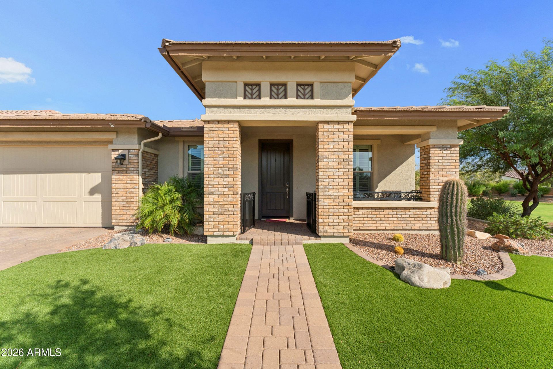 10535 E Thunderbolt Avenue, Mesa, AZ 85212 Main Photo