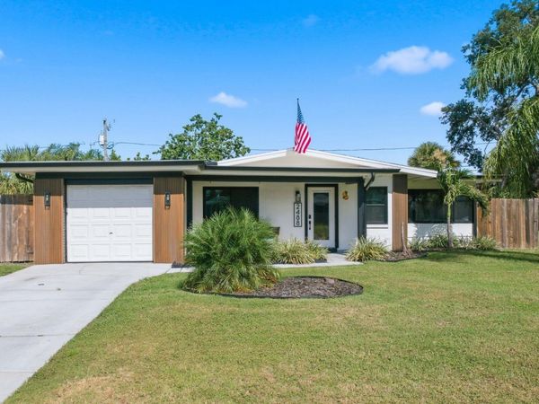 2488 DEL RIO WAY , DUNEDIN, FL 34698