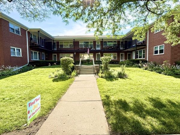 720 N Western Avenue , Unit 4, Park Ridge, IL 60068