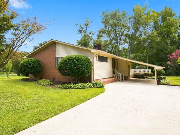 712 Washington Circle, Scottsboro, AL 35768