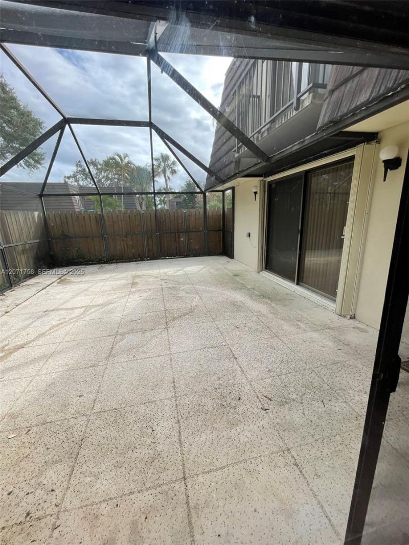 6902 69th Way , Unit -, West Palm Beach, FL 33407 Photo