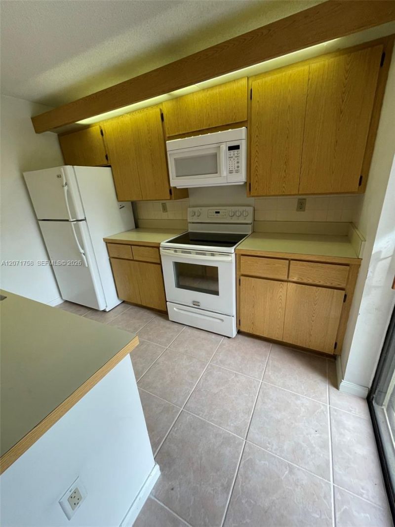 6902 69th Way , Unit -, West Palm Beach, FL 33407 Photo