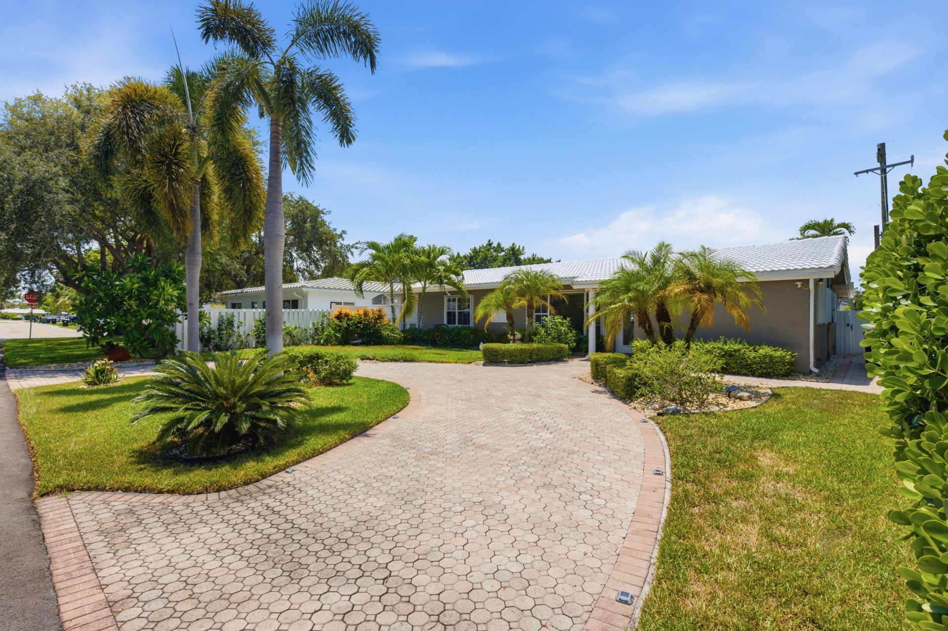 2511 NE 20th Avenue, Lighthouse Point, FL 33064 Photo