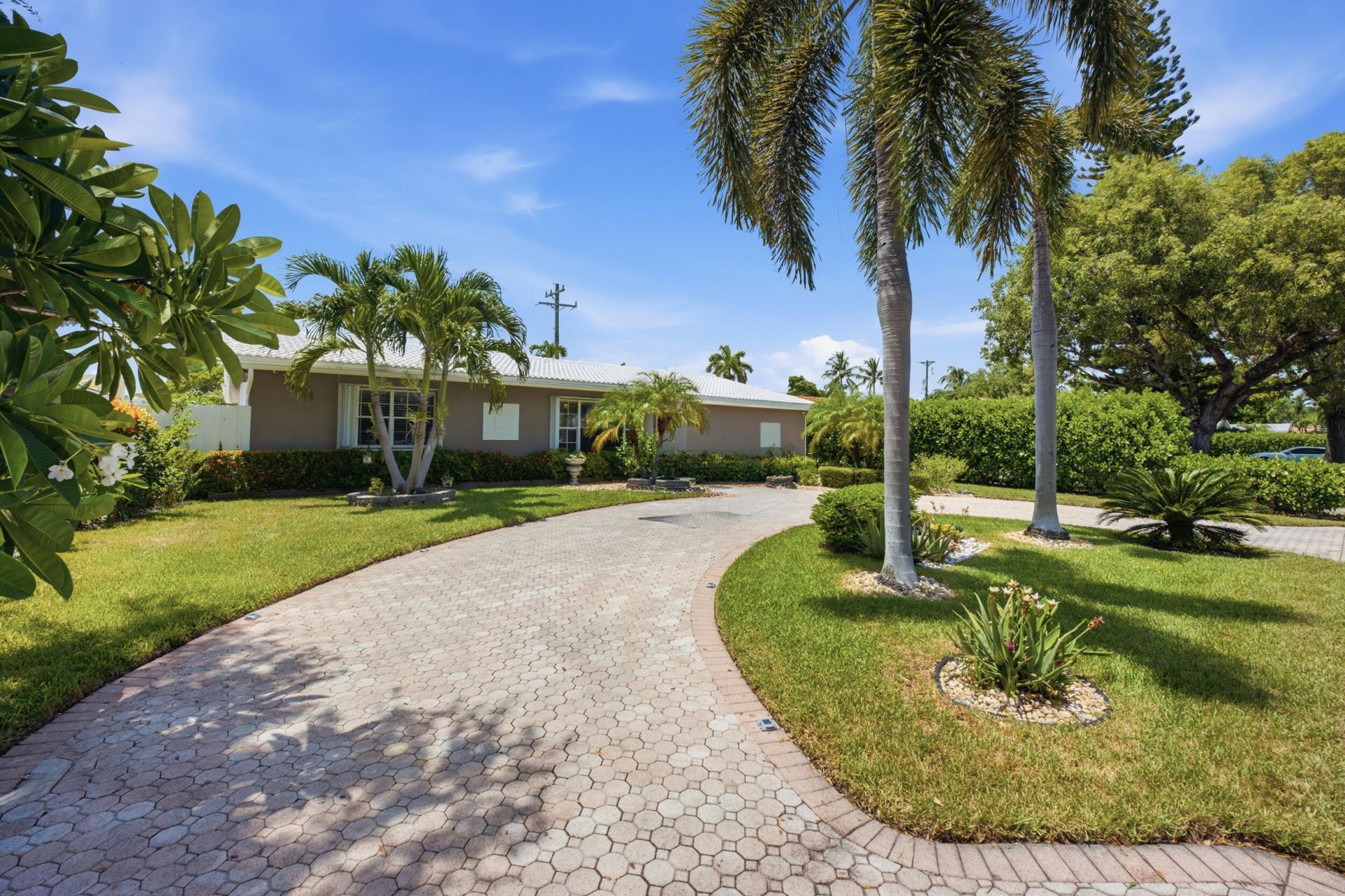2511 NE 20th Avenue, Lighthouse Point, FL 33064 Photo