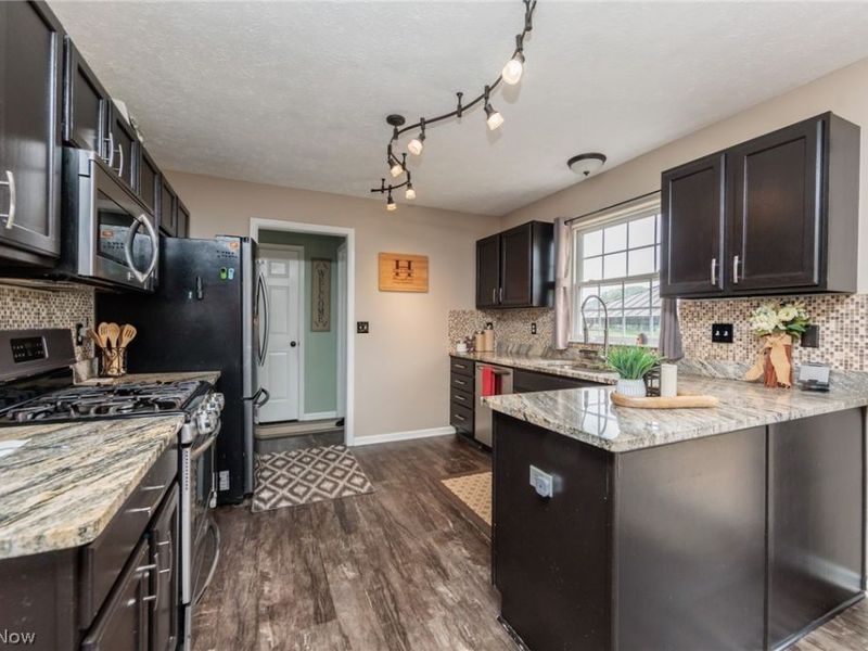 5410 Fountain Circle, North Ridgeville, OH 44039 Photo 13
