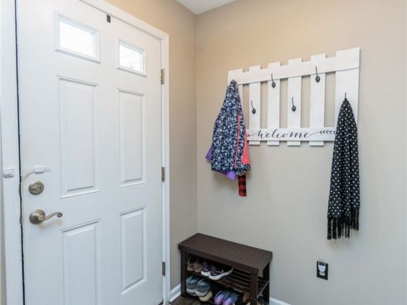 5410 Fountain Circle, North Ridgeville, OH 44039 Photo 4