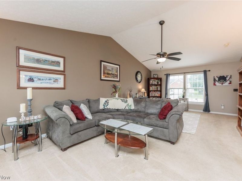 5410 Fountain Circle, North Ridgeville, OH 44039 Photo 9