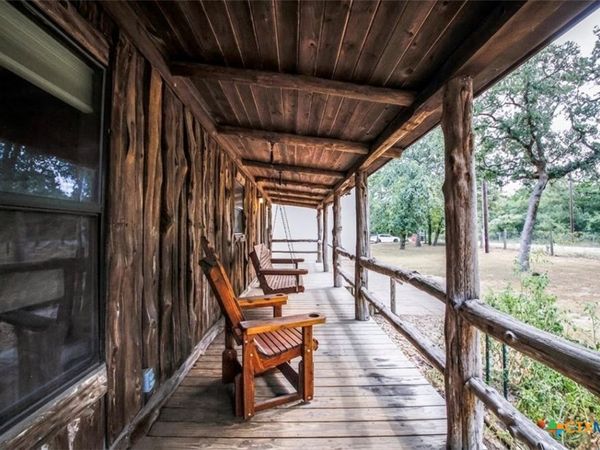 885 Peach Creek Road, Rosanky, TX 78953