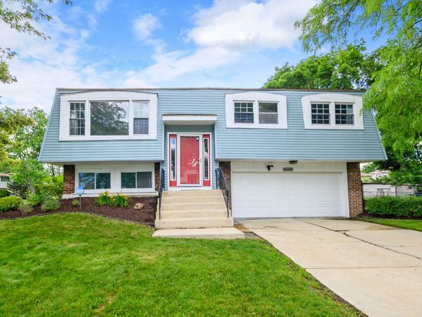 16242 Olcott Avenue , Tinley Park, IL 60477