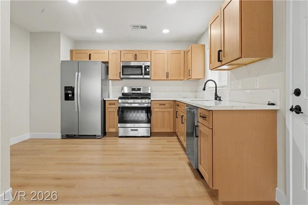 5162 Paradise Skies Avenue, Las Vegas, NV 89156 Main Photo