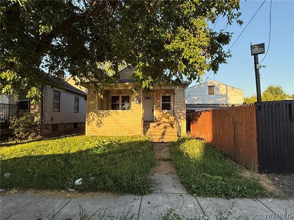 741 19th Street , Niagara Falls, NY 14301