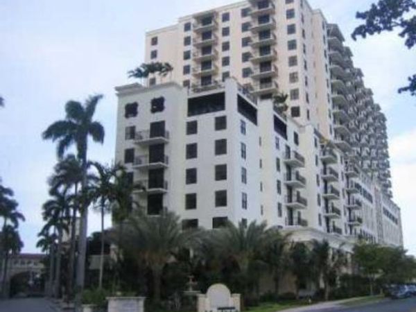 888 S Douglas Road, Unit 1015, Coral Gables, FL 33134