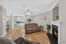 4109 Perrine Street photo 4