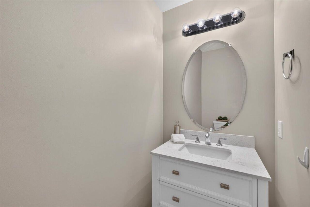 4109 Perrine Street Photo 7