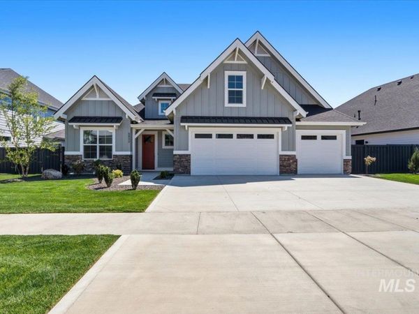 5869 Pinpoint Way, Meridian, ID 83642