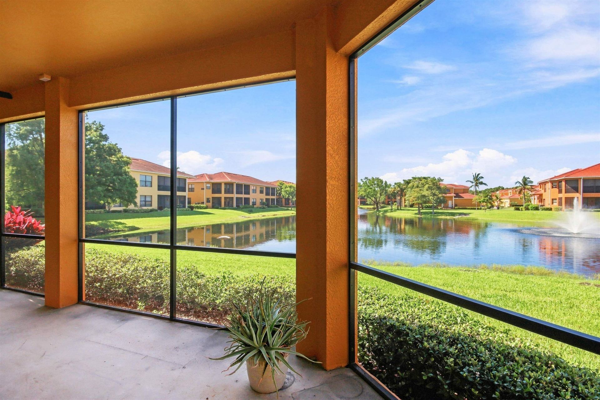 15811 Prentiss Pointe Cir, Unit 102, Fort Myers, FL 33908 Photo