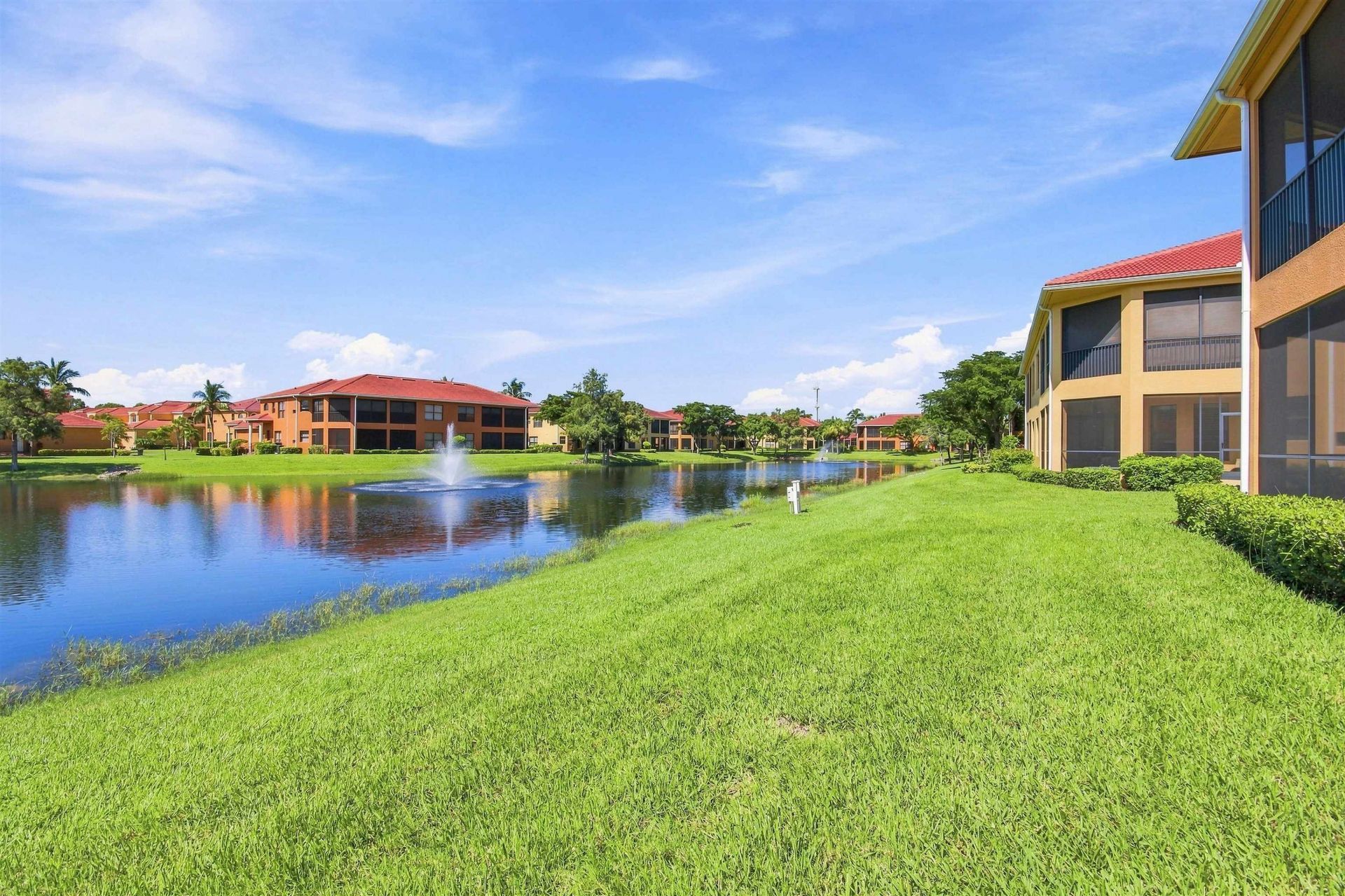 15811 Prentiss Pointe Cir, Unit 102, Fort Myers, FL 33908 Photo