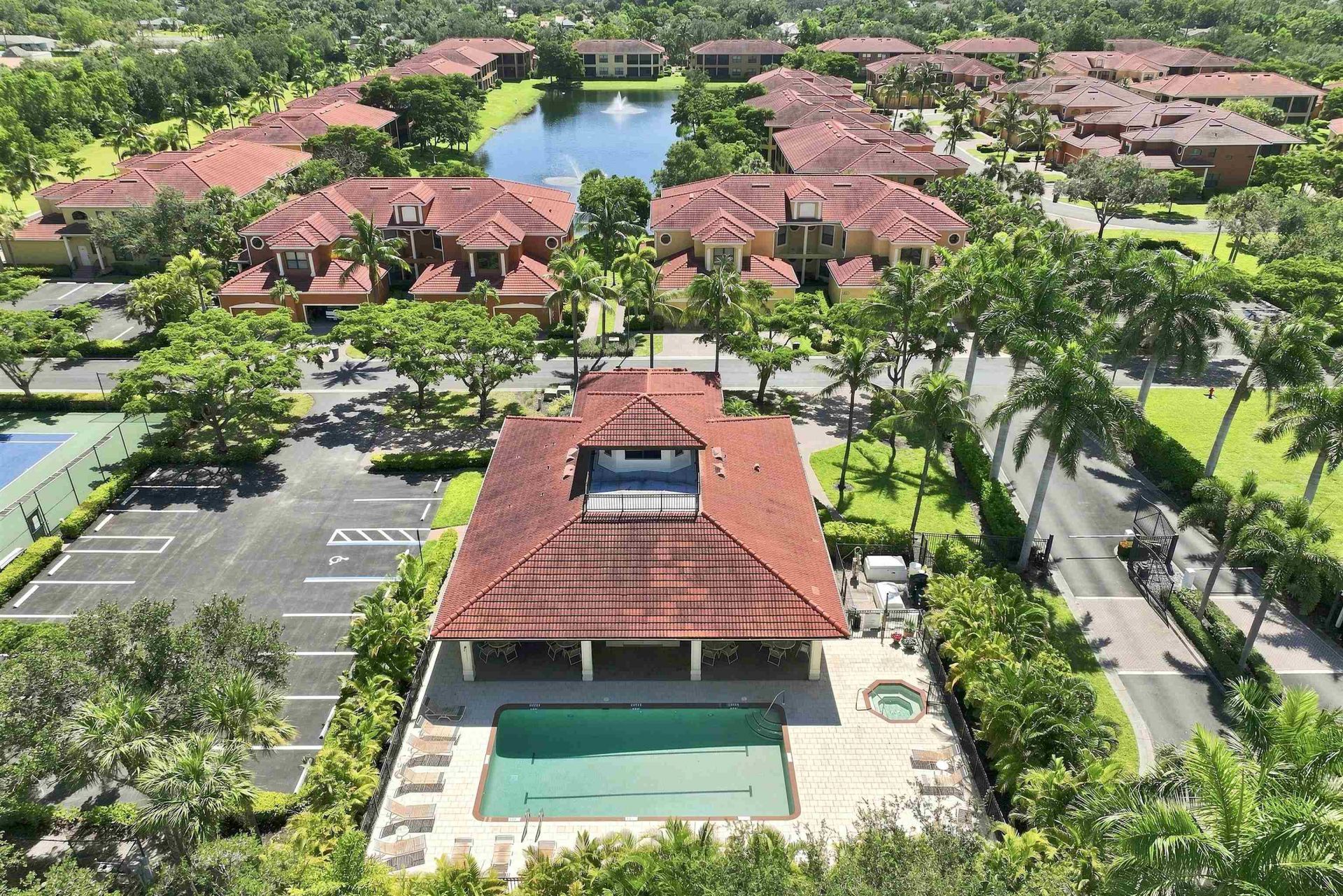 15811 Prentiss Pointe Cir, Unit 102, Fort Myers, FL 33908 Photo