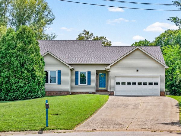 3512 Teal Dr, Clarksville, TN 37042