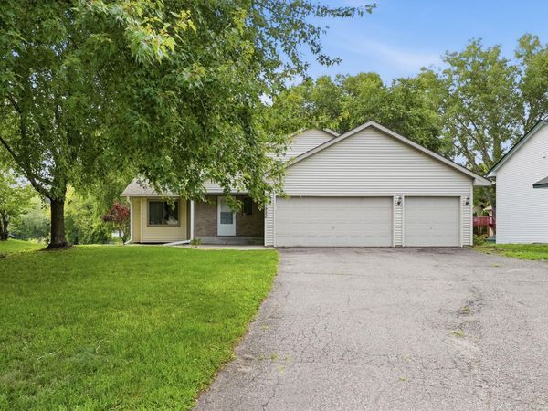 10920 Xeon Street NW, Coon Rapids, MN 55433