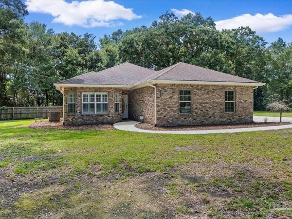 3385 Montecito Blvd, Milton, FL 32583