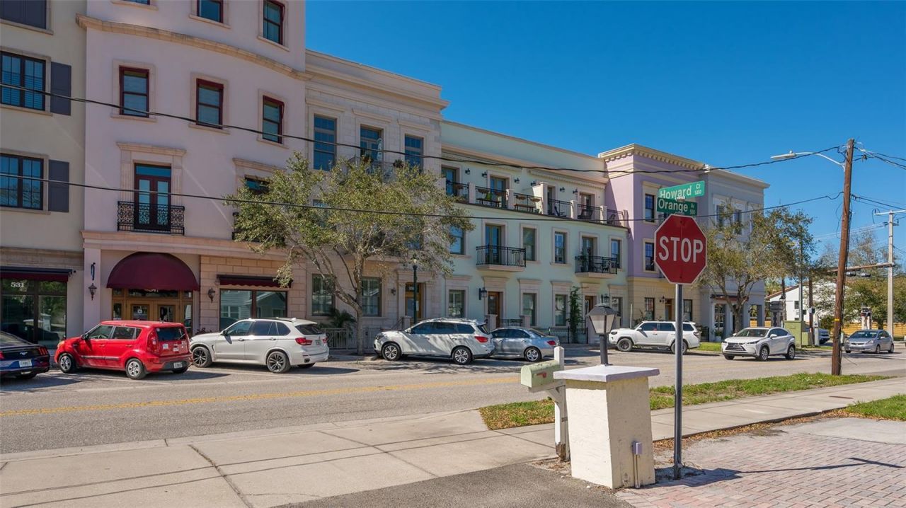 430 Kumquat Court, Unit 102, Sarasota, FL 34236 Photo