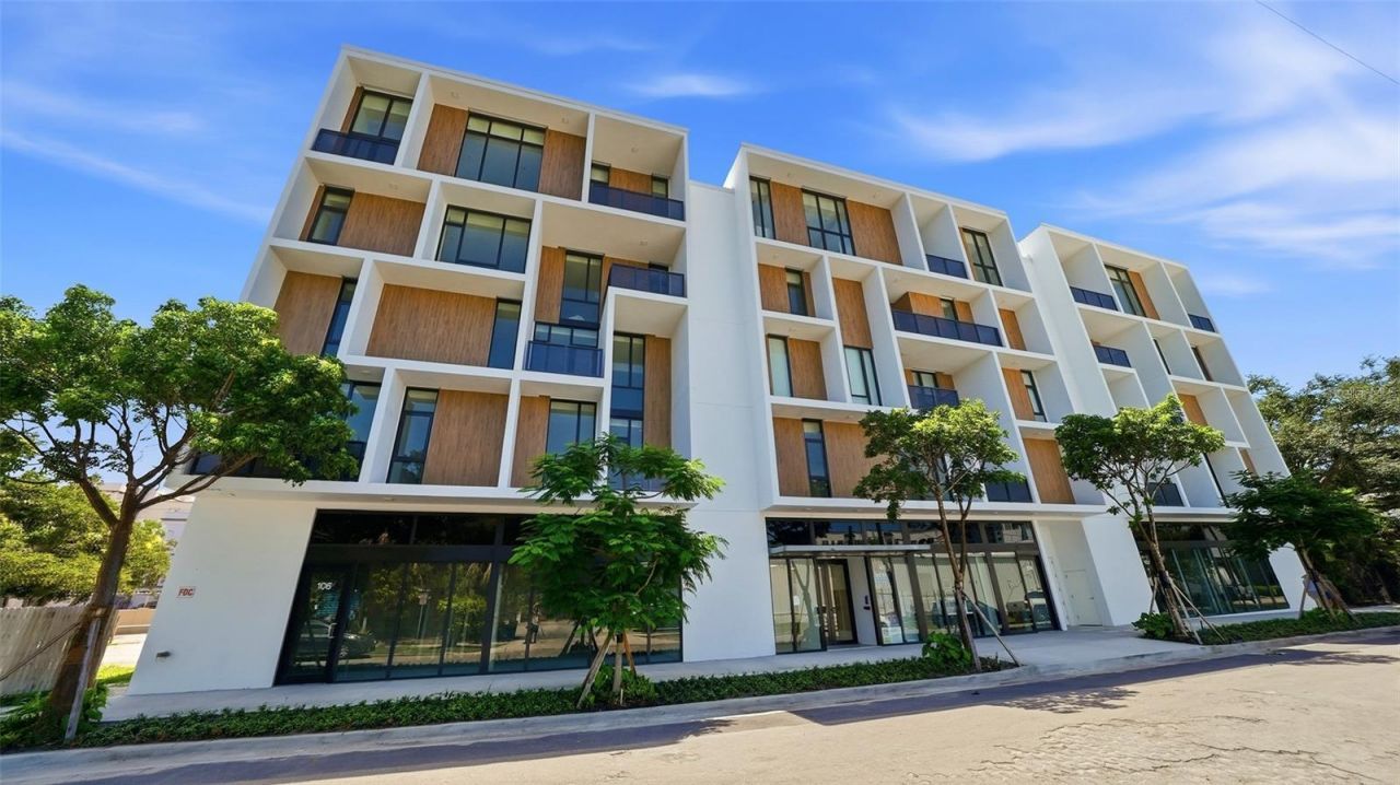 430 Kumquat Court, Unit 102, Sarasota, FL 34236 Photo
