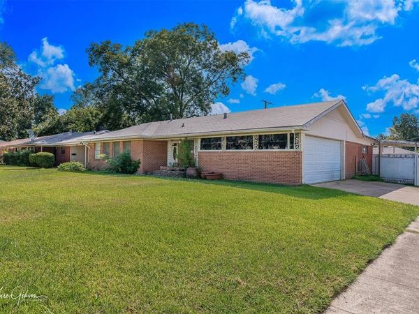 1101 E Washington Street, Shreveport, LA 71104