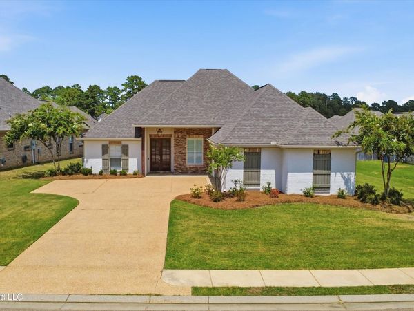 420 Emerald Trail, Brandon, MS 39047