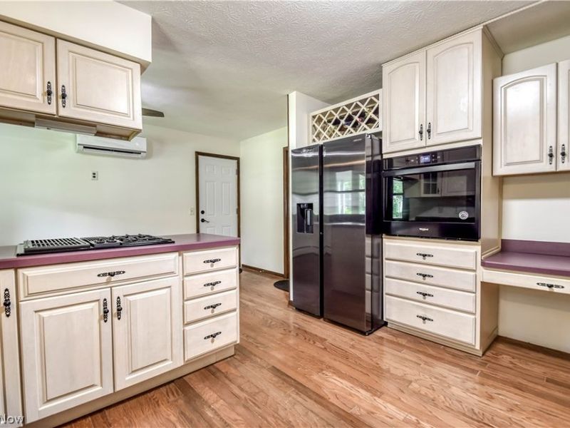 9412 Beaver Creek Drive, Mentor, OH 44060 Photo 12