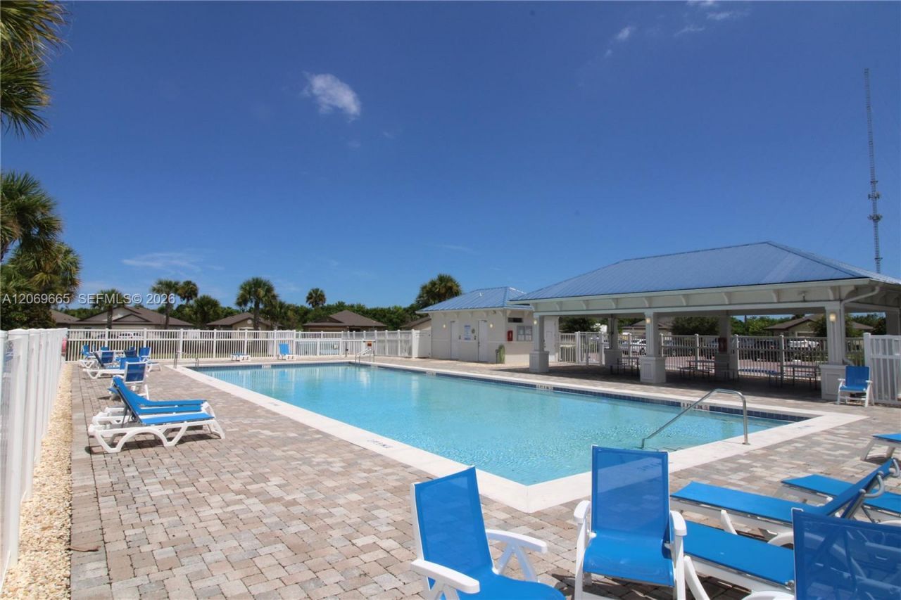 5424 Fantasy Dr , Fort Pierce, FL 34947 Photo