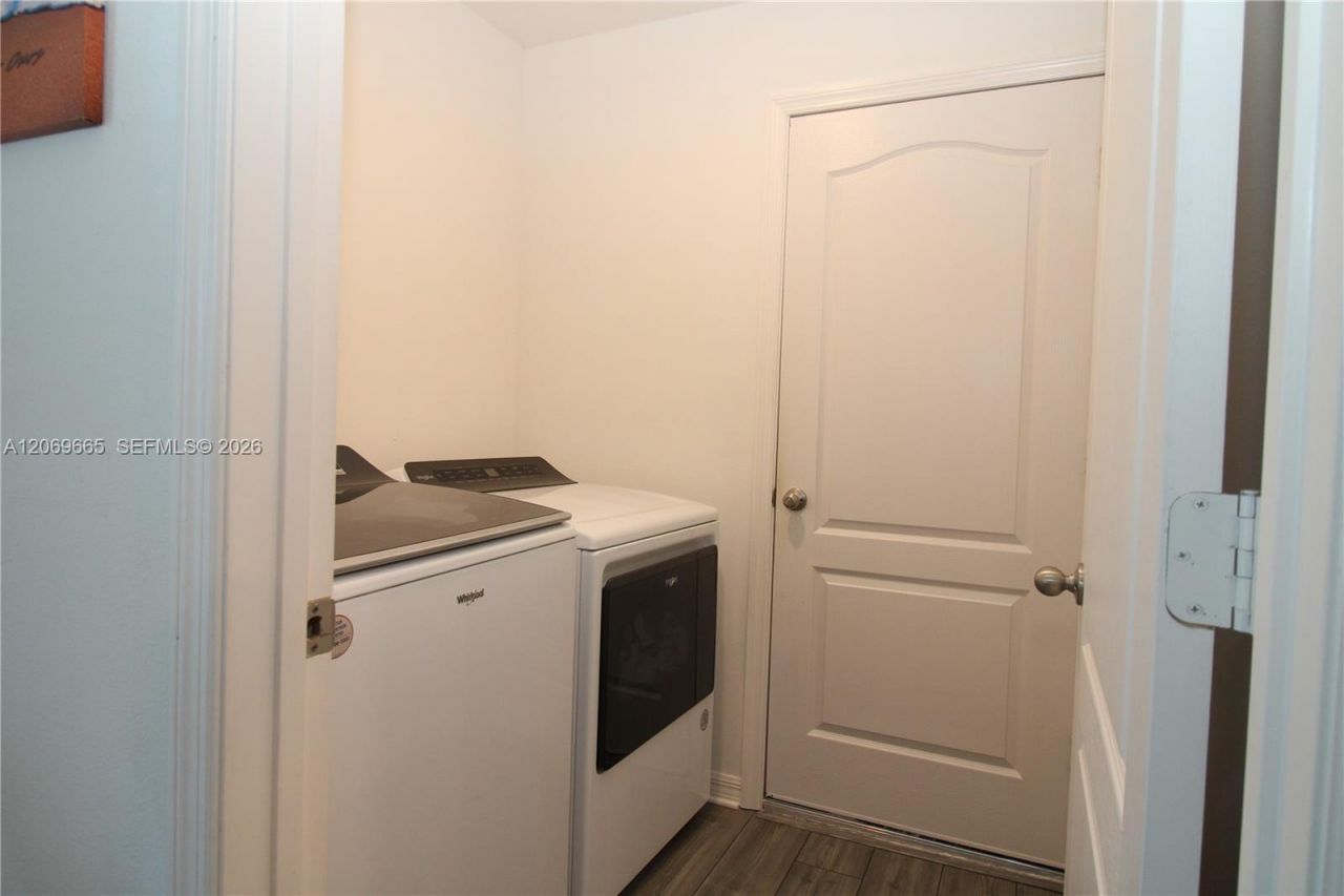 5424 Fantasy Dr , Fort Pierce, FL 34947 Photo