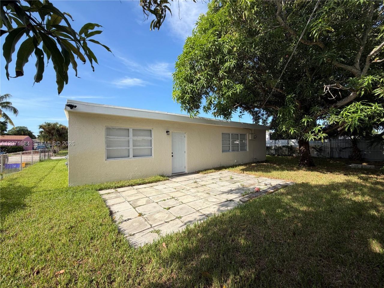 1240 W 26th Ct , Riviera Beach, FL 33404 Photo