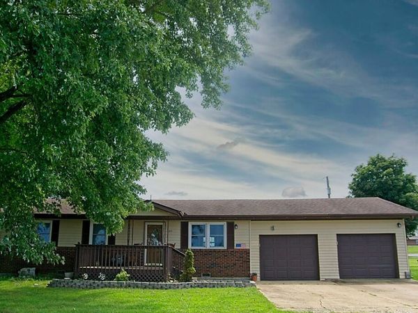 103 E Willow Street , Mansfield, MO 65704