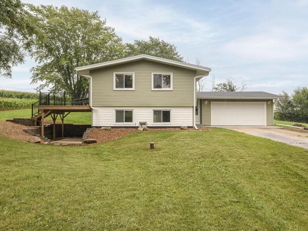 W389N7644 Pennsylvania STREET, Oconomowoc, WI 53066