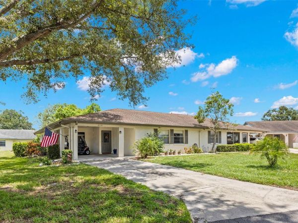 2110 HARLESTON PLACE, SUN CITY CENTER, FL 33573