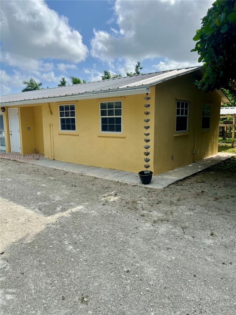 19345 SW 240th St, Homestead, FL 33031 Photo