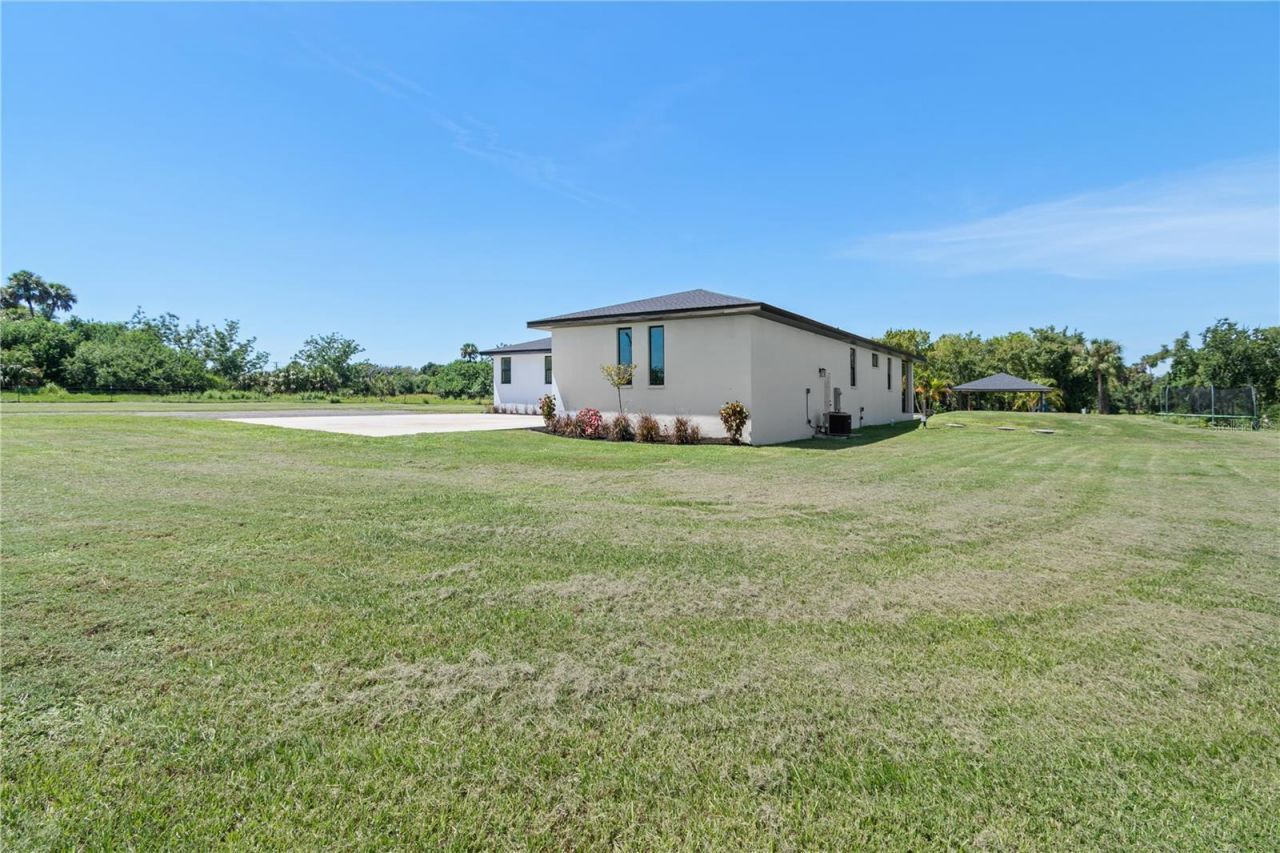 1810 37th Street E, Palmetto, FL 34221 Photo