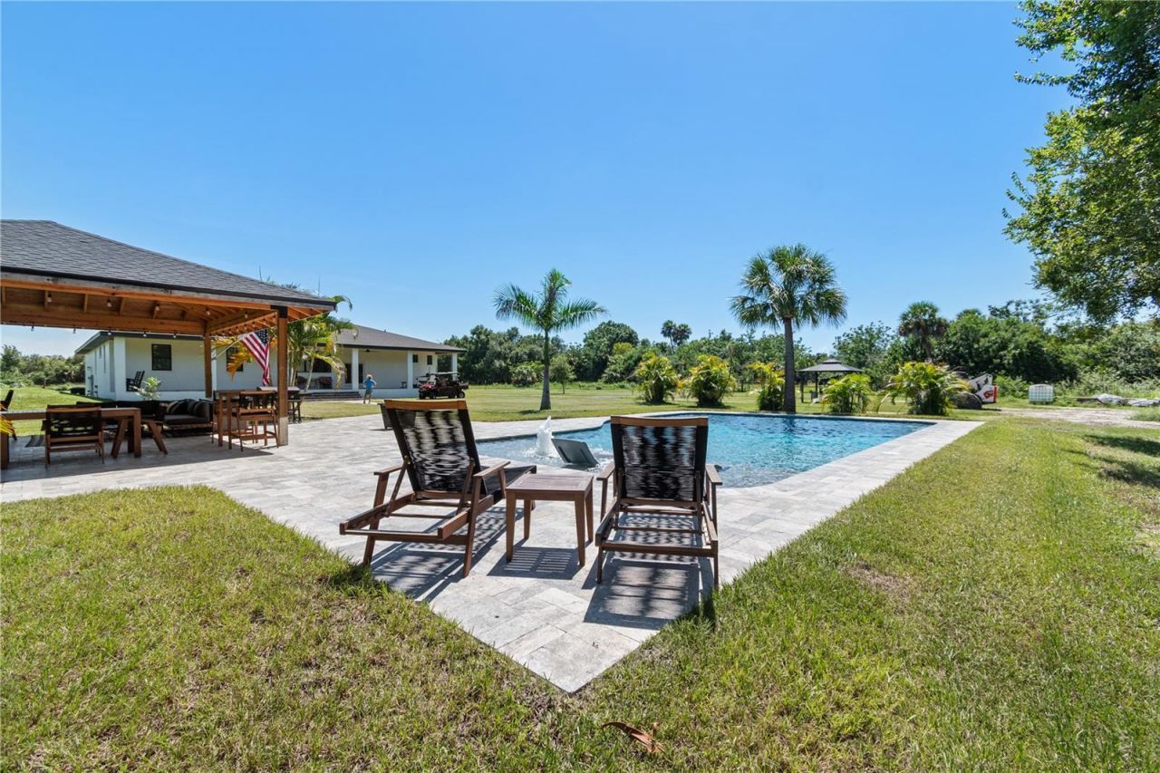 1810 37th Street E, Palmetto, FL 34221 Photo