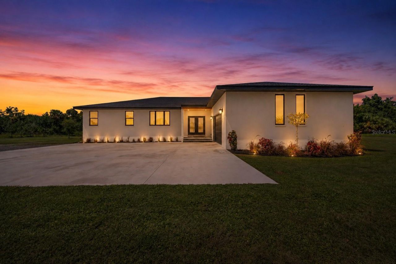 1810 37th Street E, Palmetto, FL 34221 Photo
