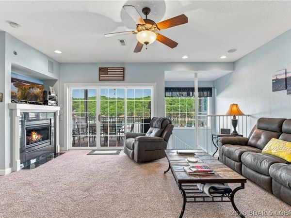 68 Lighthouse Road, Unit 112, Lake Ozark, MO 65049