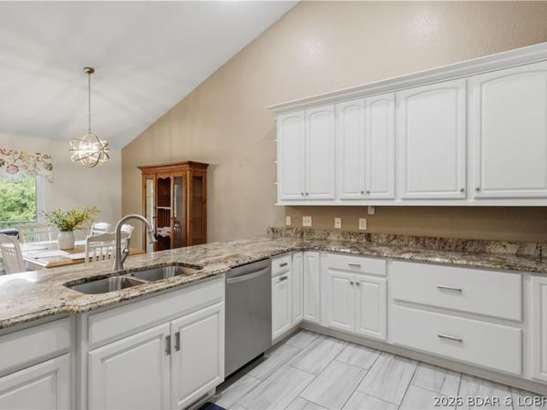 191 Park Place Drive, Kaiser, MO 65047