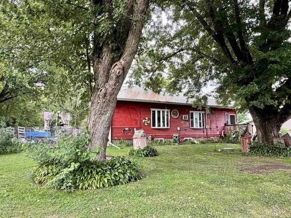 28896 McNurlin Street, Gotham, WI 53540