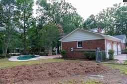 17 Olde Springs Road  photo 4